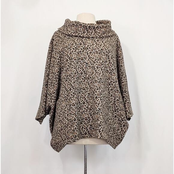 Habitat Clothes to Live In Poncho Animal Print Harvest Fleece Misses Size L New - Picture 1 of 8
